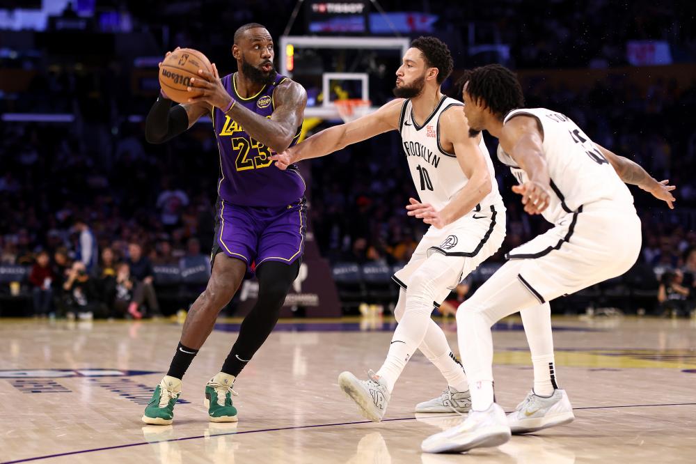 卡马文加与 卡马文加与