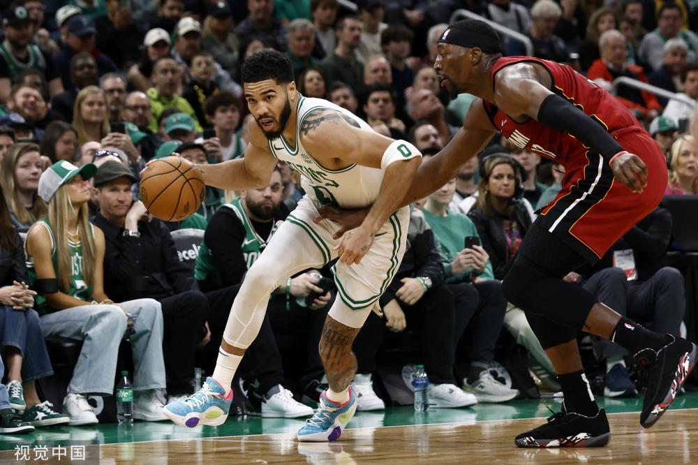 理层面都逐 理层面都逐